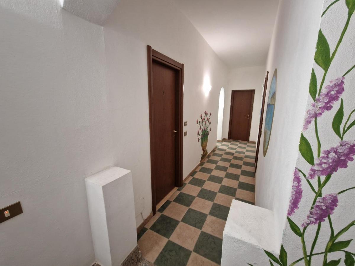 شقة Monolocali In Centro Paese لامبيدوزا المظهر الخارجي الصورة